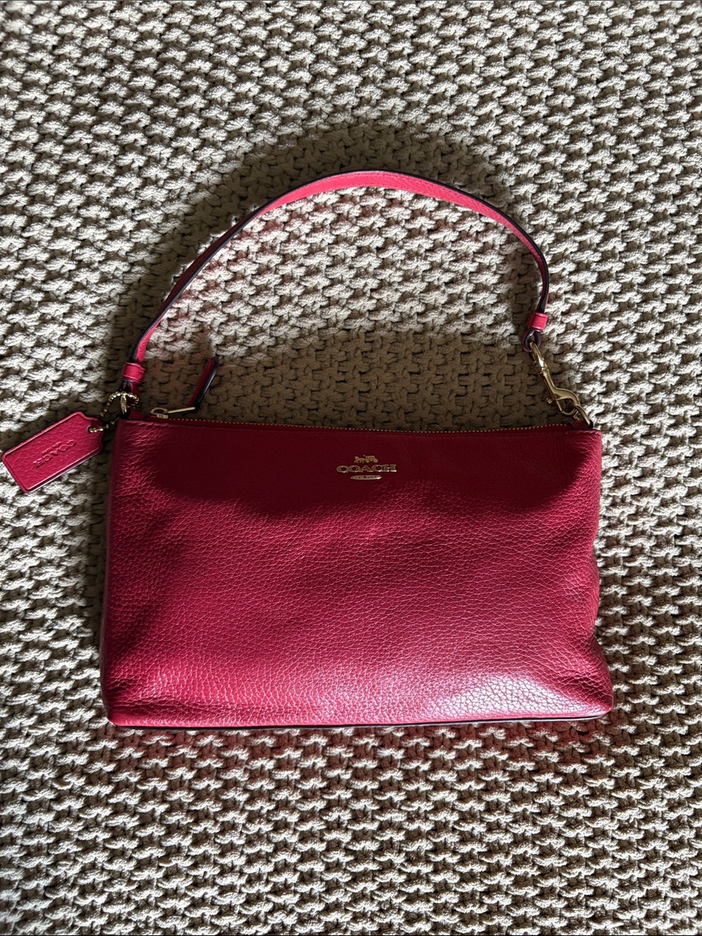 COACH Red Pebbled Leather Clutch Wristlet EUC